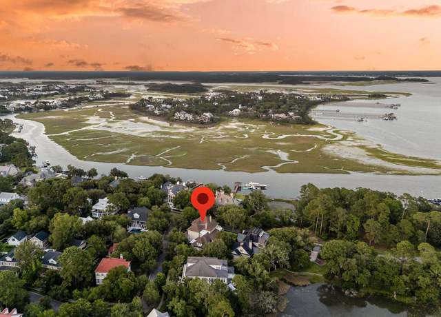 Property at 401 Ralston Creek St, Charleston, SC 29492, 4 beds, 6 baths