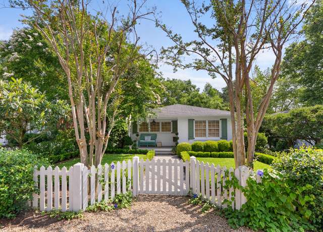 Property at 708 Pitt St, Mount Pleasant, SC 29464, 2 beds, 2 baths