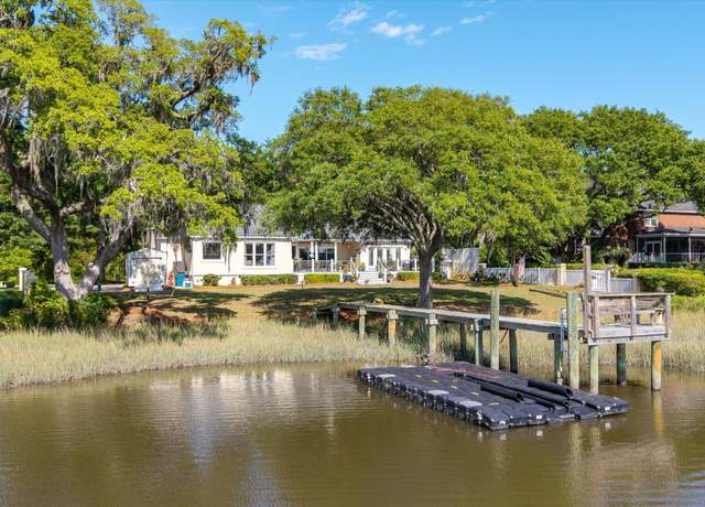 Property at 3948 Gift Blvd, Johns Island, SC 29455, 4 beds, 3.5 baths
