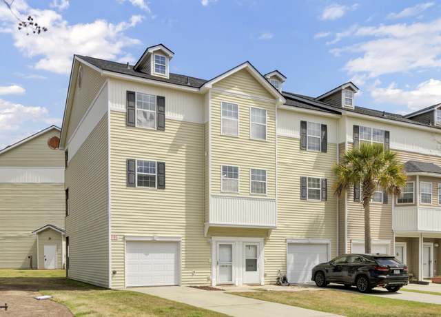 Property at 4512 Great Oak Dr, North Charleston, SC 29418, 3 beds, 3.5 baths