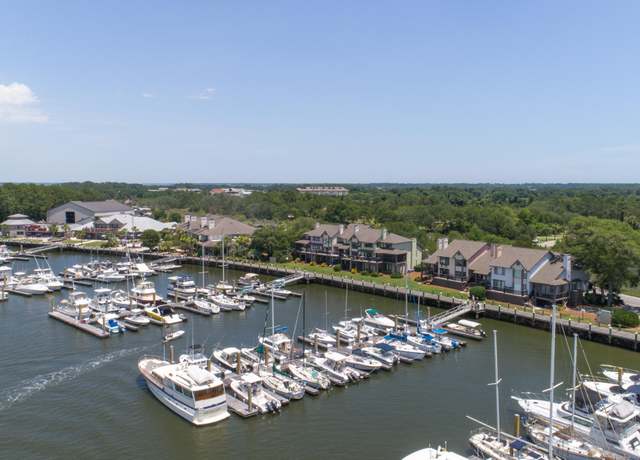 Property at 1955 Marsh Oak Ln, Johns Island, SC 29455, 1 bed, 2 baths