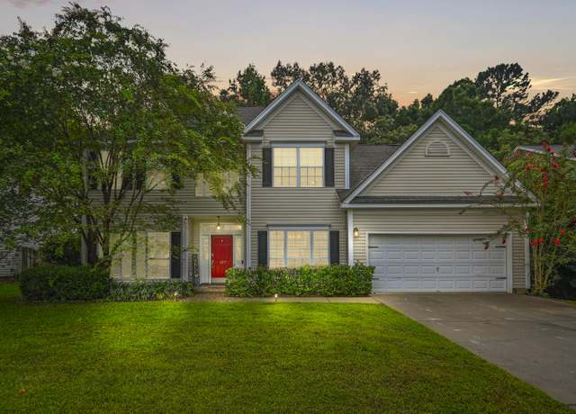 Property at 107 Curico Ln, Summerville, SC 29483, 5 beds, 3 baths