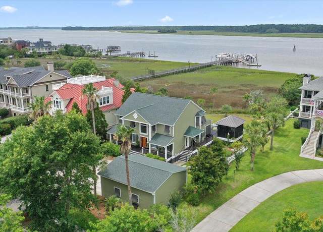 Property at 2156 Cheswick Ln, Mount Pleasant, SC 29466, 4 beds, 3.5 baths