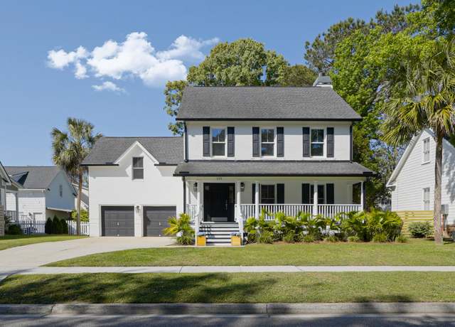 Property at 193 Corn Planters St, Charleston, SC 29492, 4 beds, 2.5 baths