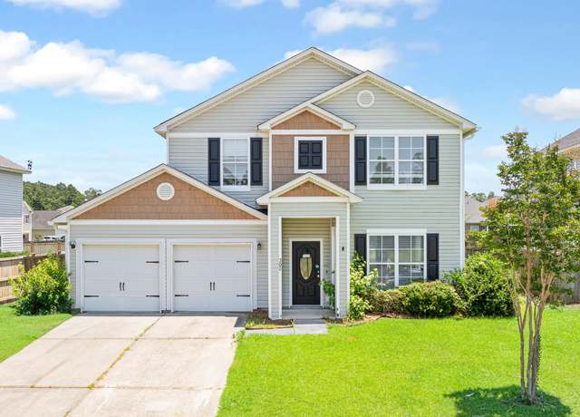Property at 302 Mossy Wood Rd, Summerville, SC 29483, 4 beds, 2.5 baths