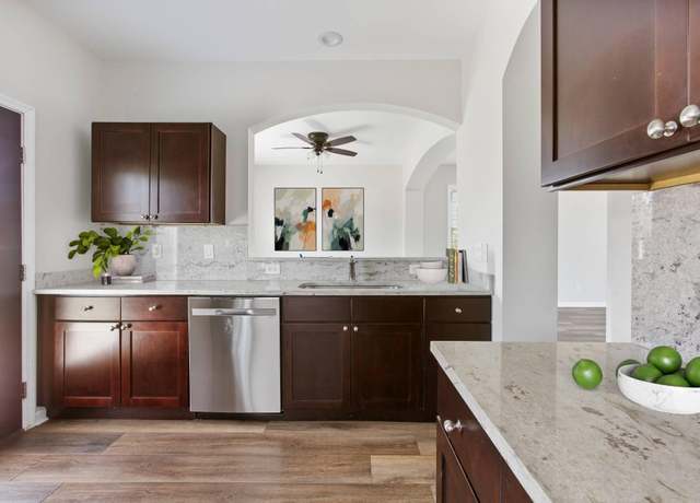 Property at 302 Mossy Wood Rd, Summerville, SC 29483, 4 beds, 2.5 baths