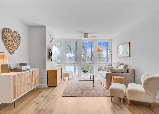 Property at 5 Mariners Cay Dr, Folly Beach, SC 29439, 2 beds, 2.5 baths