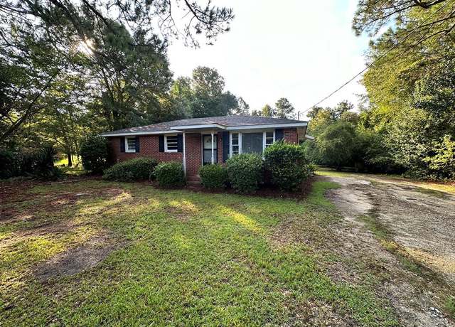 Property at 1397 Hill Dr, Orangeburg, SC 29118, 3 beds, 1 bath