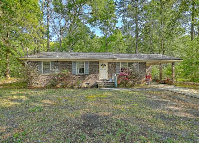 Property at 202 Oak Cir, Walterboro, SC 29488, 3 beds, 1.5 baths
