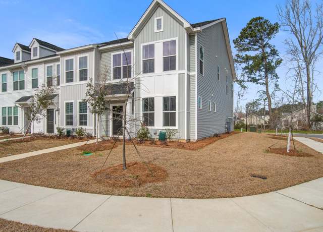 Property at 153 O'malley Dr, Summerville, SC 29483, 3 beds, 2.5 baths