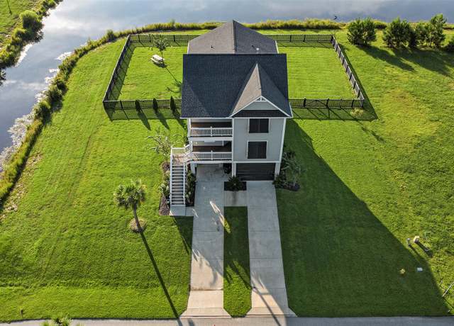 Property at 2932 Sarnoff St, Johns Island, SC 29455, 4 beds, 3 baths