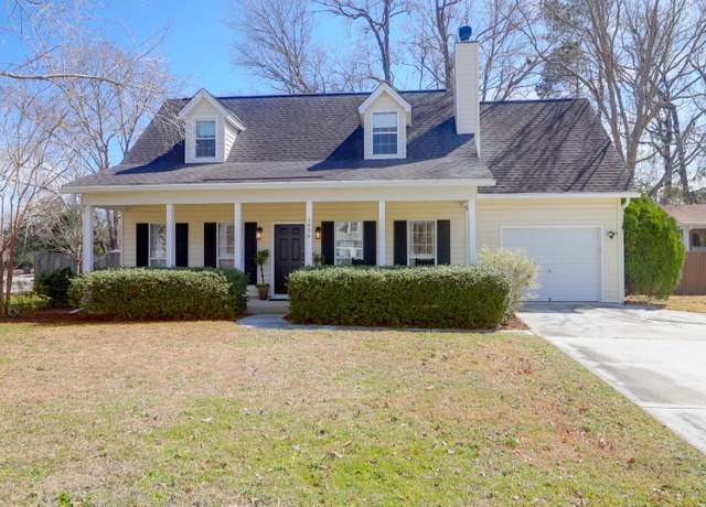 Property at 1656 Lauda Dr, Mount Pleasant, SC 29464, 4 beds, 2.5 baths