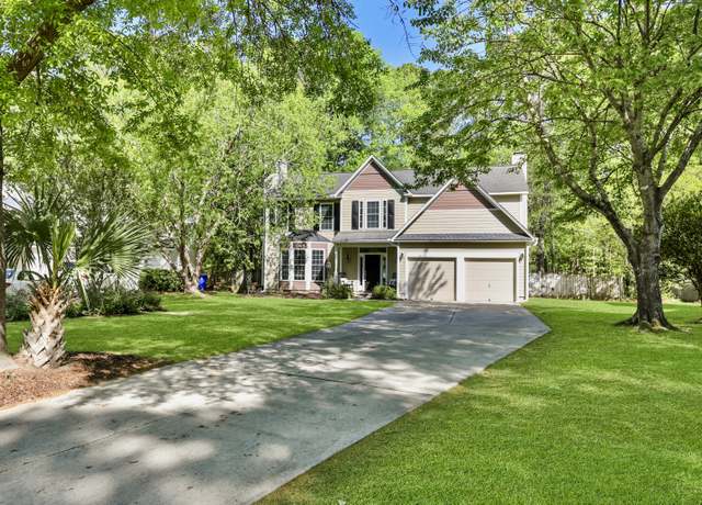Property at 3216 Rose Walk Ct, Mount Pleasant, SC 29466, 4 beds, 2.5 baths