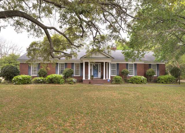 Property at 537 Sunset Dr, Manning, SC 29102, 3 beds, 2 baths