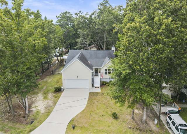 Property at 3622 Hilton Dr, Johns Island, SC 29455, 3 beds, 2 baths