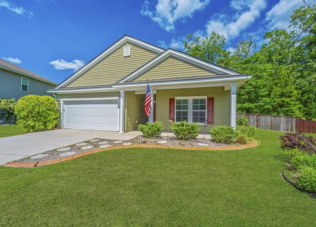 Property at 409 Carousel Ct, Summerville, SC 29483, 4 beds, 3 baths