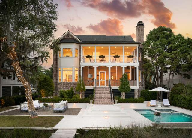 Property at 80 On The Harbor Dr, Mount Pleasant, SC 29464, 5 beds, 4.5 baths