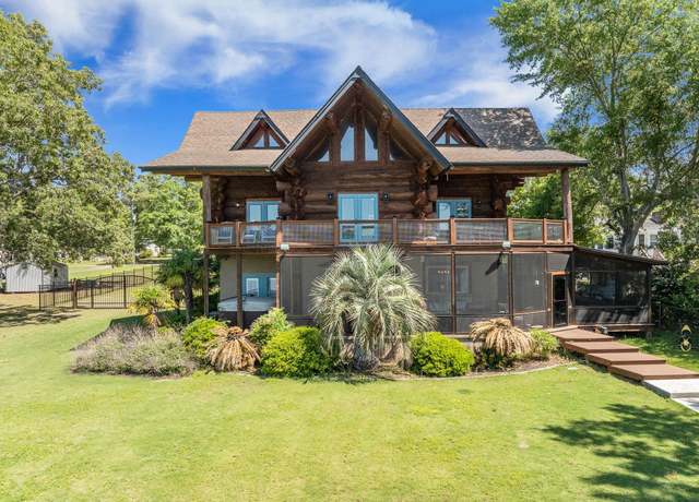 Property at 1537 Litzler Dr, Manning, SC 29102, 4 beds, 3 baths
