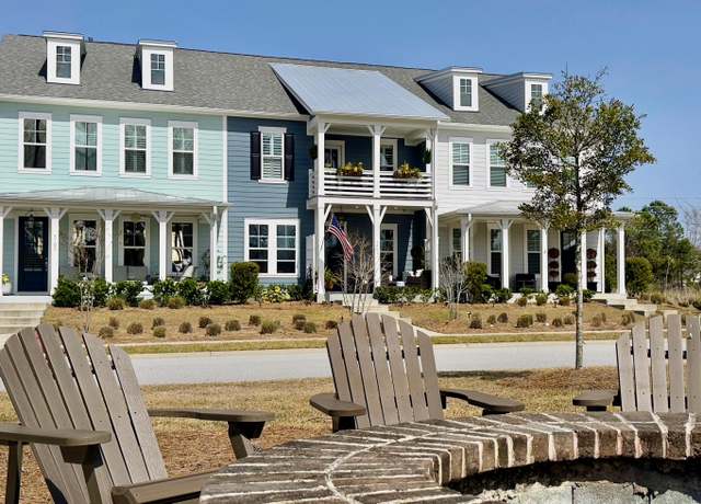 Property at 3105 Sturbridge Rd, Mount Pleasant, SC 29466, 3 beds, 2.5 baths