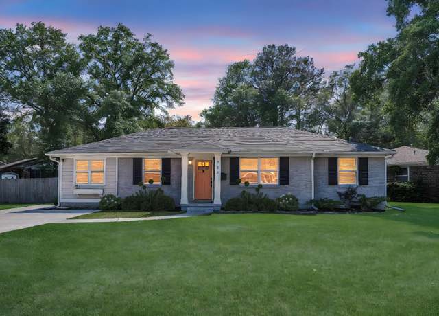 Property at 733 Longfellow Rd, Charleston, SC 29407, 4 beds, 2.5 baths