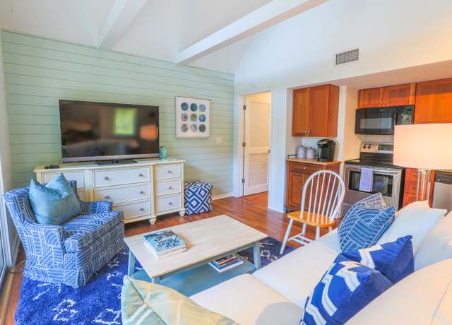 Property at 4233 Mariners Watch, Johns Island, SC 29455, 1 bed, 1 bath