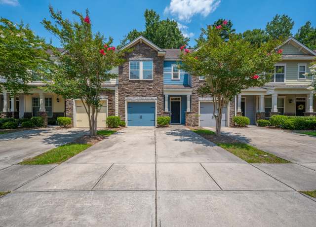 Property at 854 Bibury Ct, Charleston, SC 29414, 3 beds, 2.5 baths