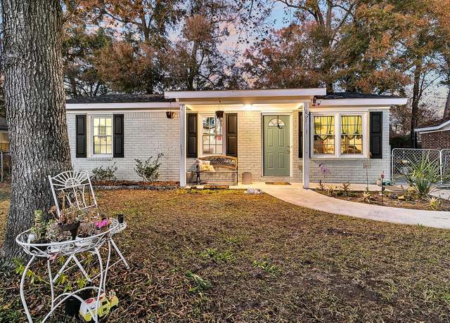 Property at 107 Dorchester Manor Blvd, North Charleston, SC 29420, 3 beds, 1 bath