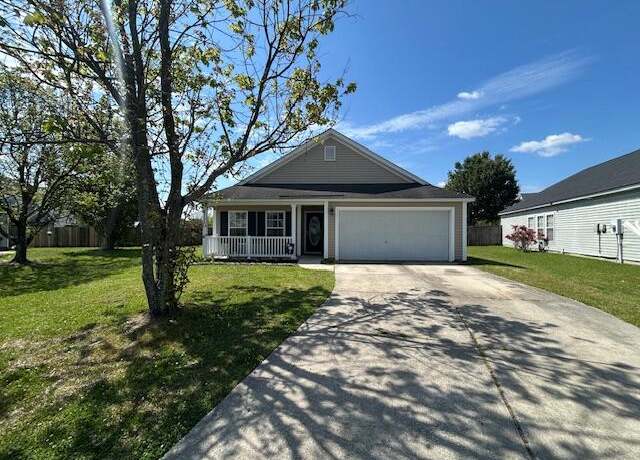 Property at 1119 Moss Grove Dr, Moncks Corner, SC 29461, 3 beds, 2 baths