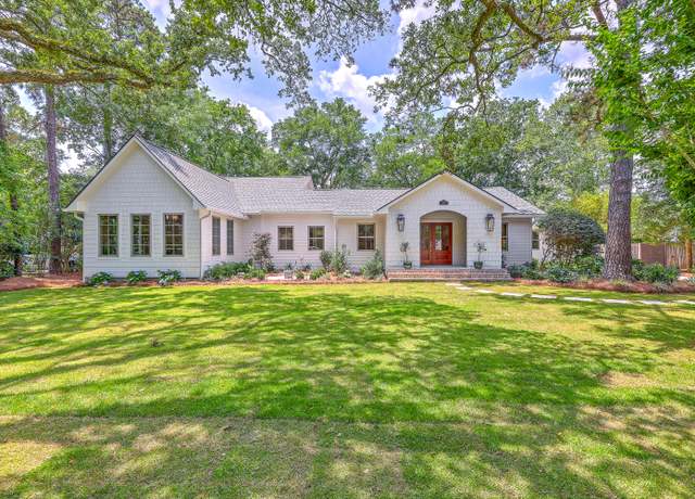 Property at 974 Cliffwood Dr, Mount Pleasant, SC 29464, 5 beds, 4 baths