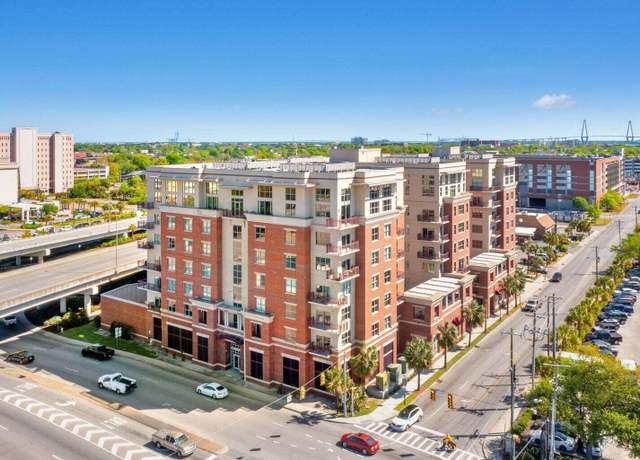 Property at 150 Bee St #308, Charleston, SC 29401, 1 bed, 1 bath