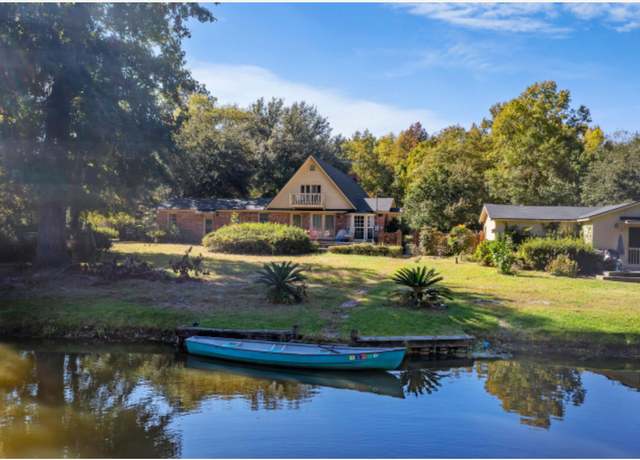 Property at 2257 Highway 260, Manning, SC 29102, 4 beds, 4 baths