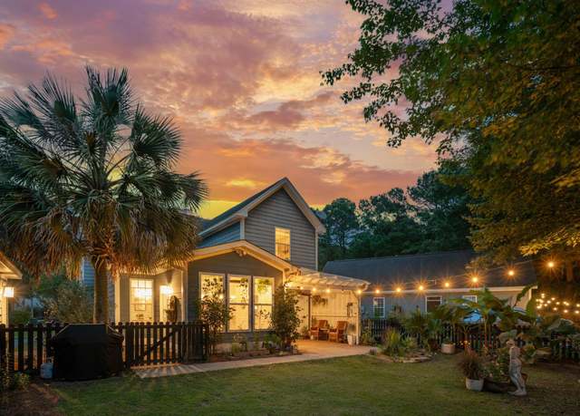 Property at 2900 Split Hickory Ct, Johns Island, SC 29455, 4 beds, 2.5 baths