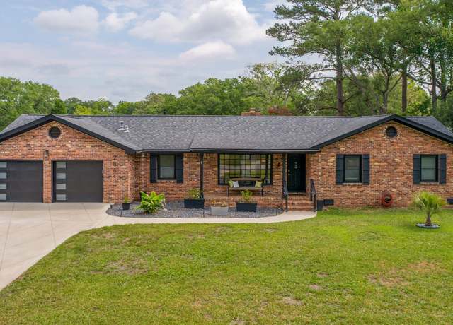 Property at 2864 Wofford Rd, Charleston, SC 29414, 3 beds, 2 baths