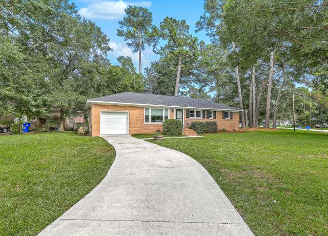 Property at 1827 S Mayflower Dr, Charleston, SC 29412, 3 beds, 2 baths