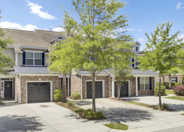 Property at 3563 Bagley Dr, Mount Pleasant, SC 29466, 3 beds, 2.5 baths