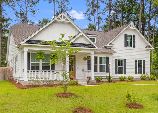 Property at 727 Hodge Rd, Summerville, SC 29483, 4 beds, 3.5 baths