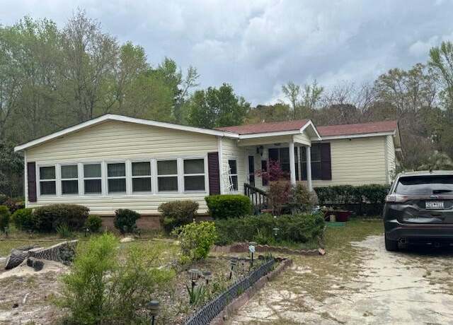 Property at 118 Leslie Cir, Orangeburg, SC 29118, 3 beds, 2 baths