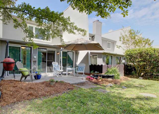 Property at 1307 Ventura Pl, Mount Pleasant, SC 29464, 3 beds, 2.5 baths