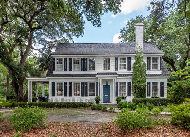Property at 1001 N Longstreet St, Kingstree, SC 29556, 4 beds, 3.5 baths