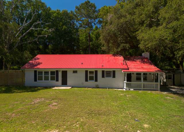 Property at 360 Mccormack Ave, Ridgeland, SC 29936, 4 beds, 2 baths