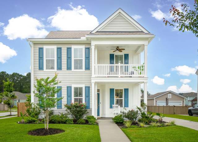 Property at 2267 Kemmerlin St, Johns Island, SC 29455, 3 beds, 2.5 baths
