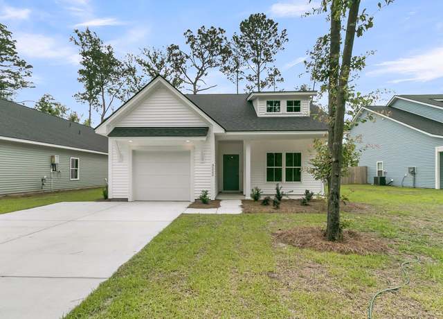 Property at 3222 Pinewood Dr, Ladson, SC 29456, 3 beds, 2 baths
