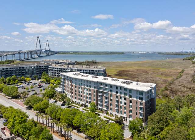 Property at 155 Wingo Way #415, Mount Pleasant, SC 29464, 2 beds, 2.5 baths