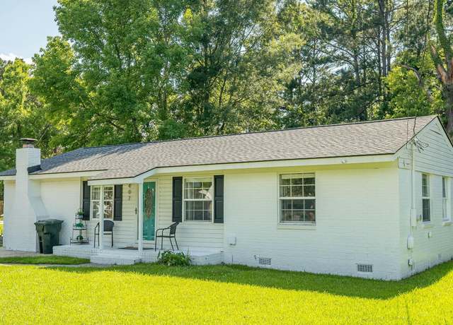 Property at 407 Tammie Ave, Goose Creek, SC 29445, 3 beds, 2 baths