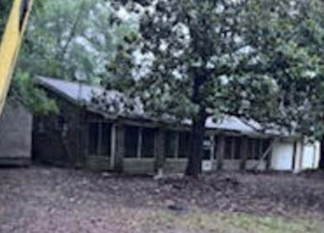 Property at 838 Ranch Hill Ln, Saint Stephen, SC 29479, 3 beds, 2 baths
