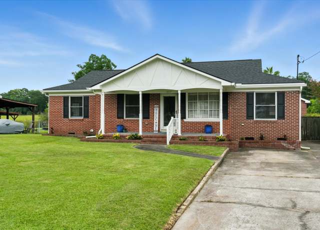 Property at 1017 E Recess Rd, Hanahan, SC 29410, 5 beds, 2 baths
