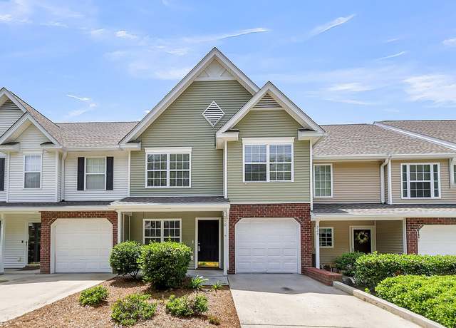 Property at 230 Darcy Ave, Goose Creek, SC 29445, 3 beds, 2.5 baths