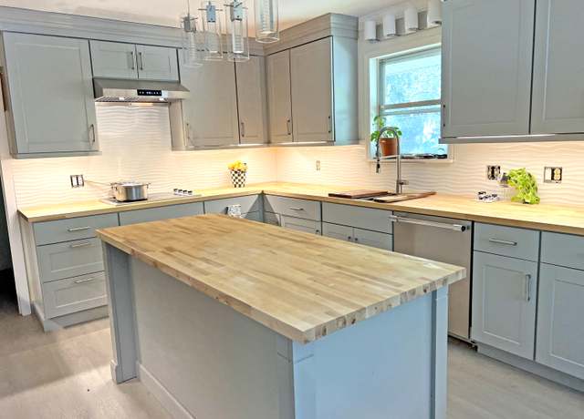Property at 1014 E Cooper Ave, Folly Beach, SC 29439, 3 beds, 2 baths