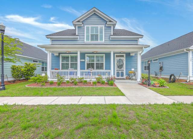 Property at 110 Angelica Ave, Summerville, SC 29483, 4 beds, 3.5 baths