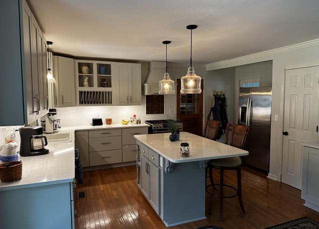 Property at 409 Azalea Dr, Walterboro, SC 29488, 3 beds, 2 baths